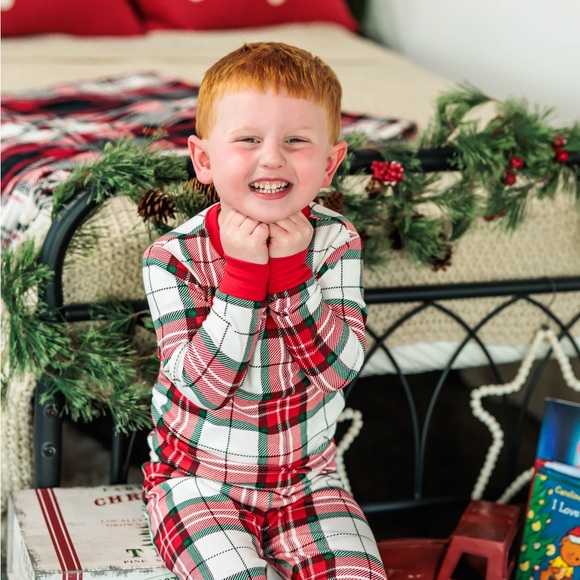 Christmas in July Share Show Marathon!! - Picture 2 of 5